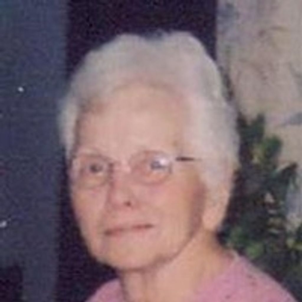 Naomi "Pearl" Pierce