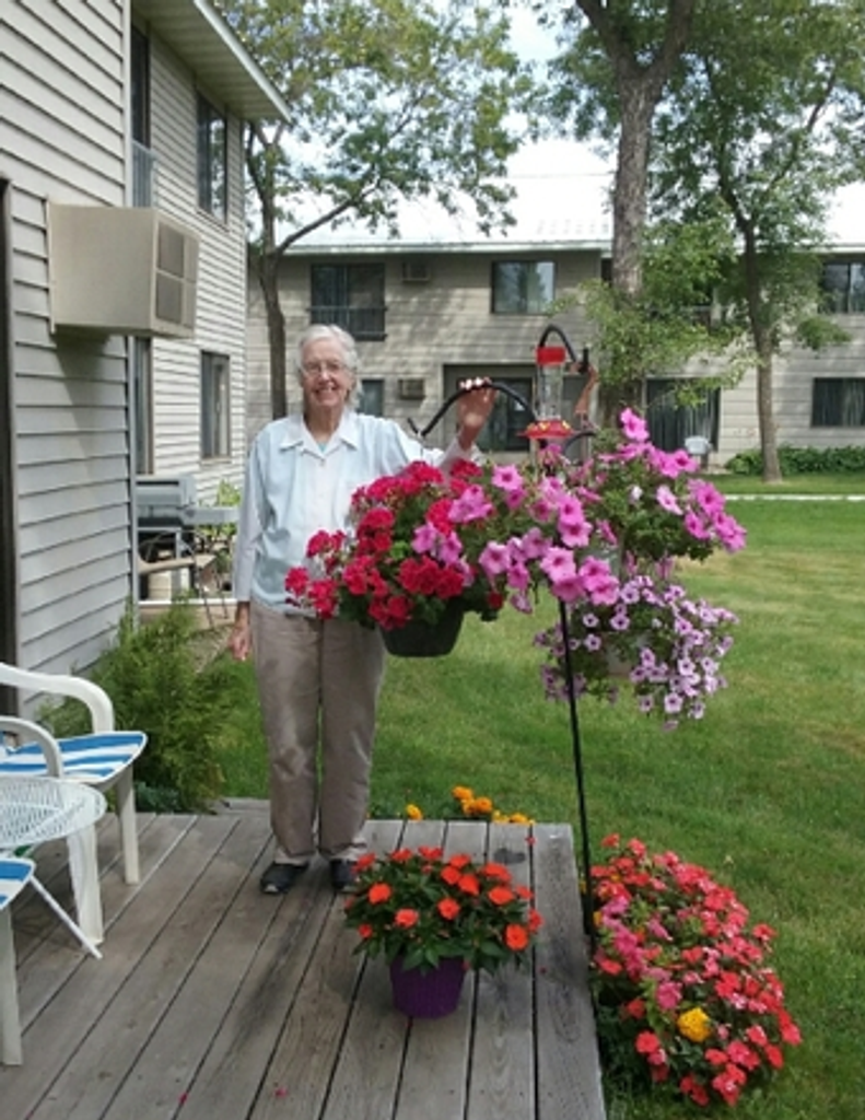 Belva (Gulbranson) Larson Profile Photo