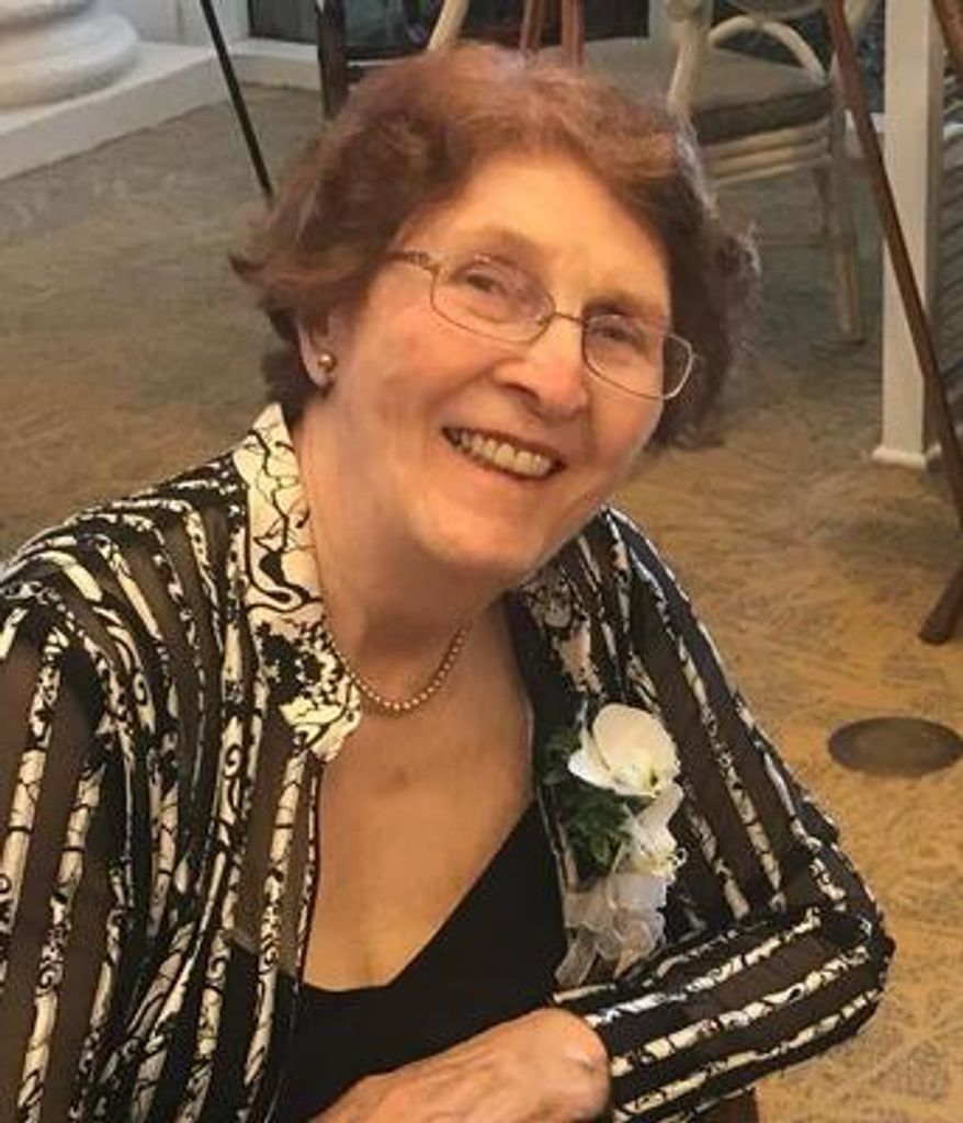 Diane Di Nichols Profile Photo