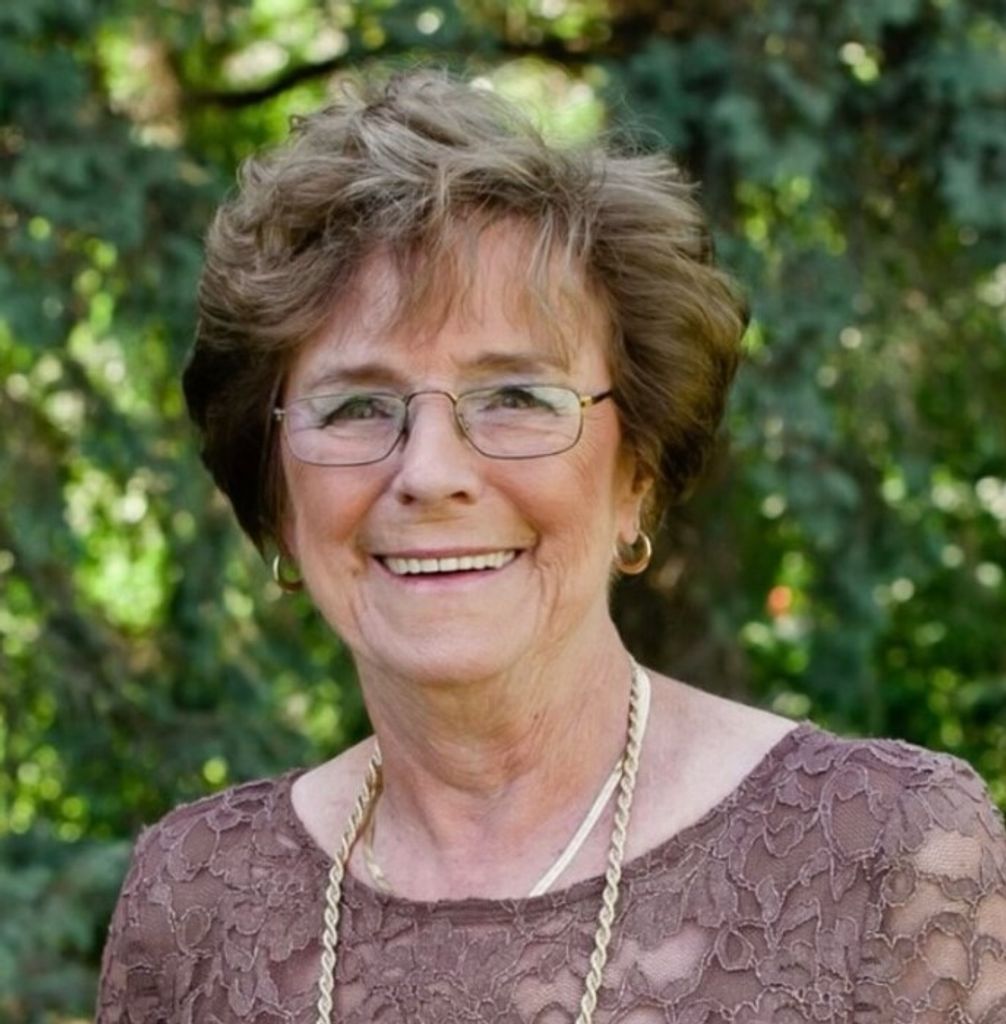 Elaine Jean (Mullins)  Martin