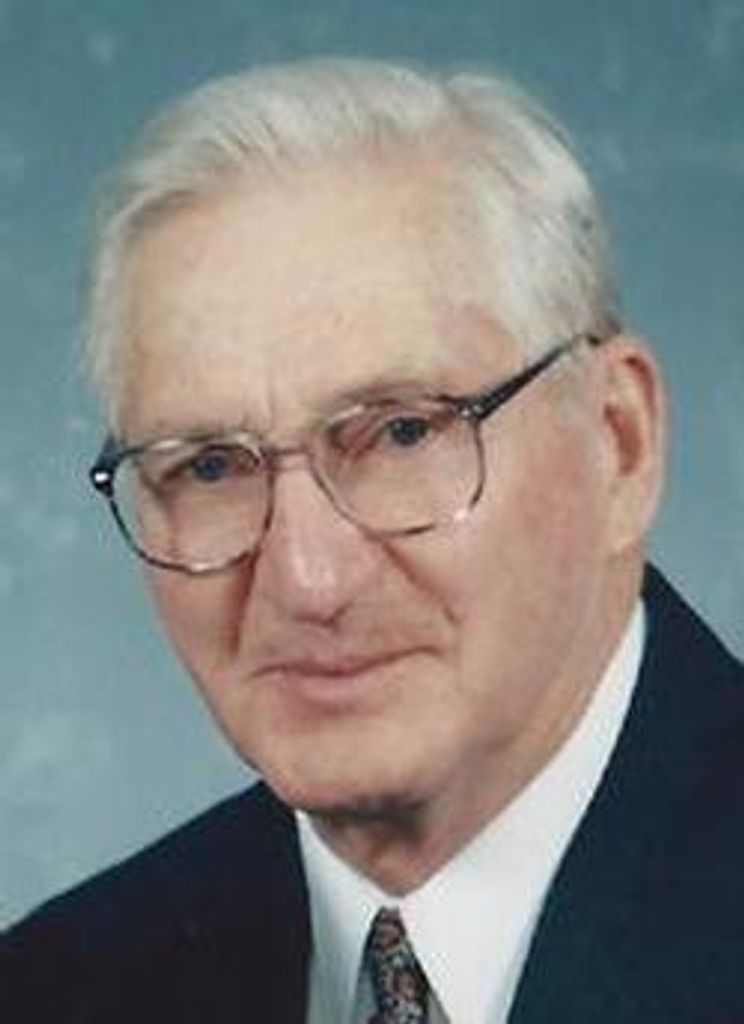 Walter F Karsmarski Profile Photo