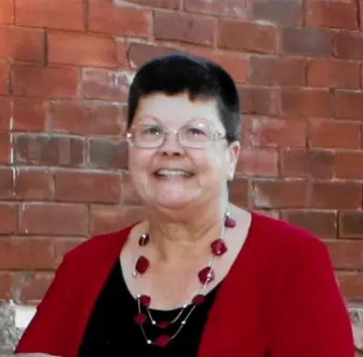 Carolyn Bell Profile Photo