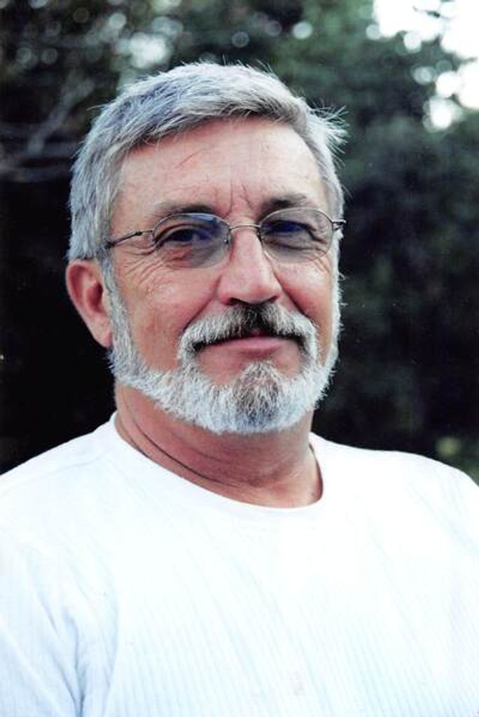 Tom Mccort Profile Photo