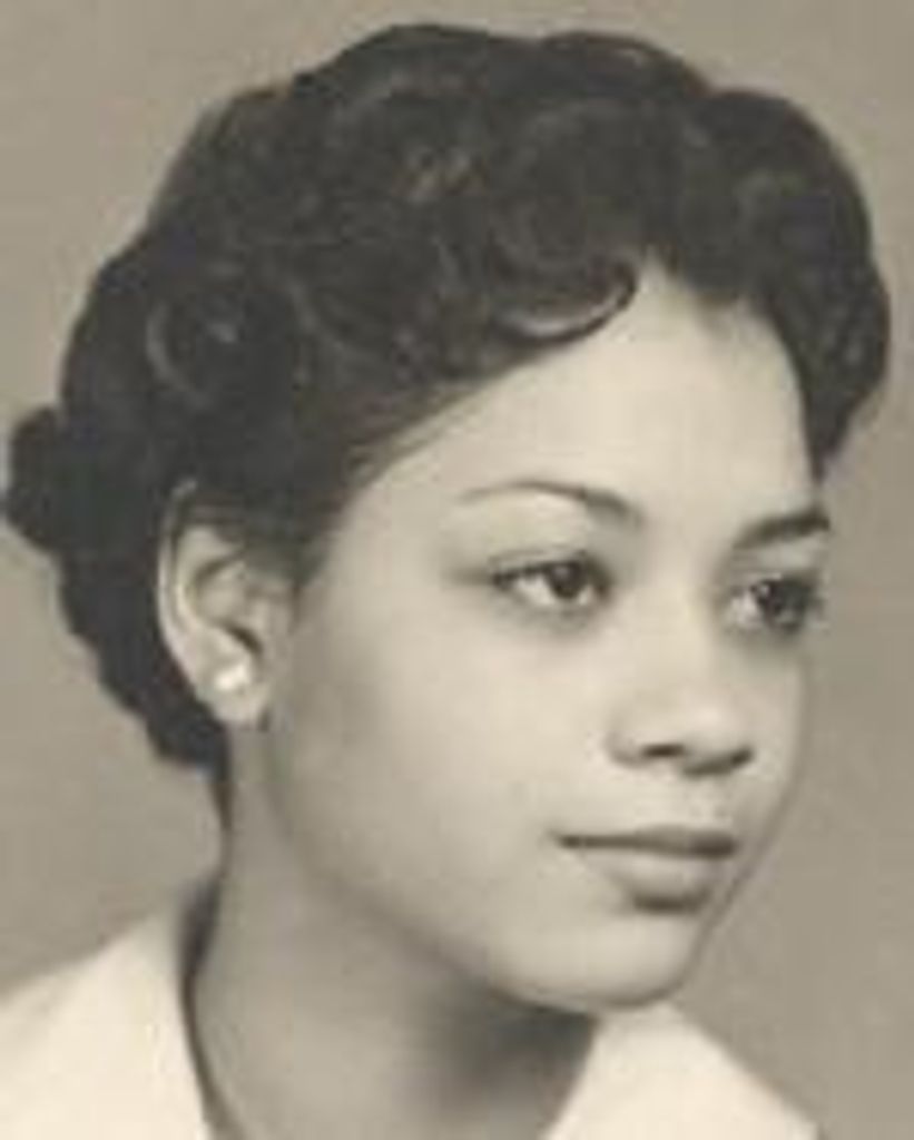 Louanna "Jeanie" Pina