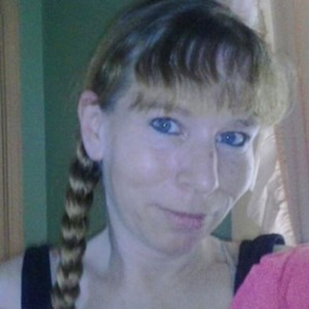Angela Marie Arensman Profile Photo