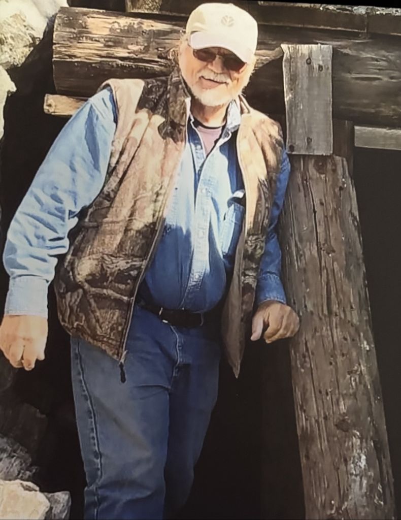 Lawrence Cowan Profile Photo