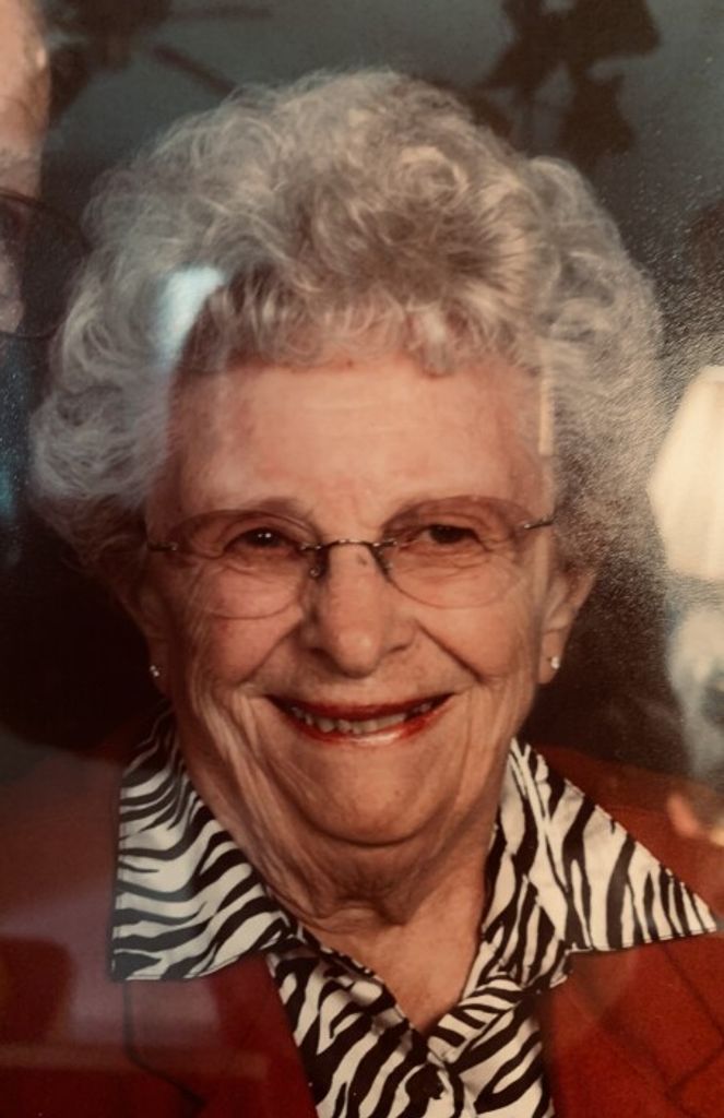 Lillian M. (Long)  Madeira
