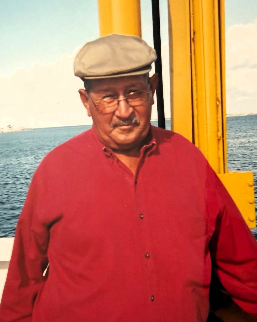 Henry Castillo Profile Photo