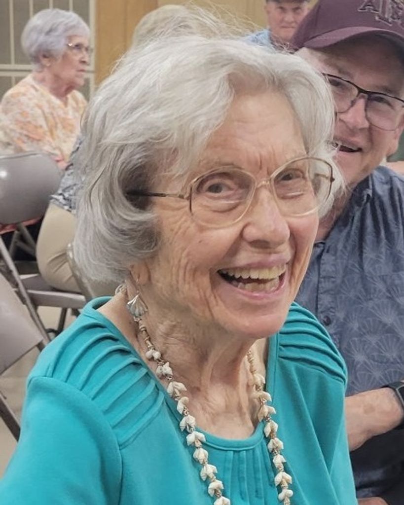 Dolores Kveton Mitschke Profile Photo