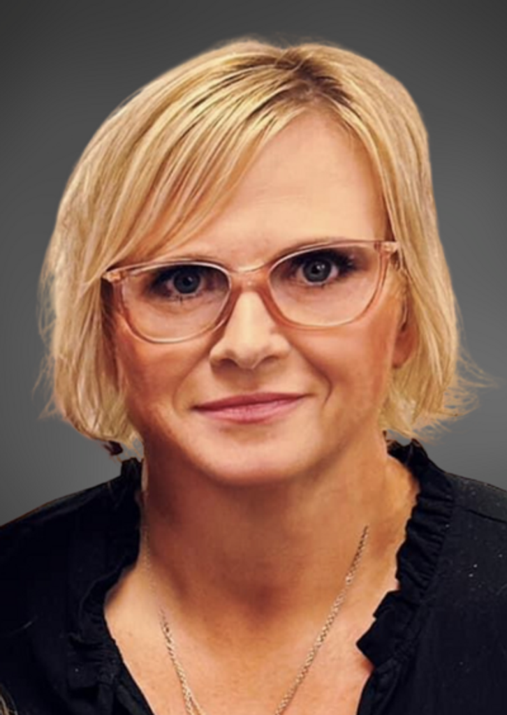 Deanna Snoe Profile Photo