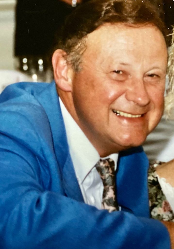 Robert W. Davis Profile Photo