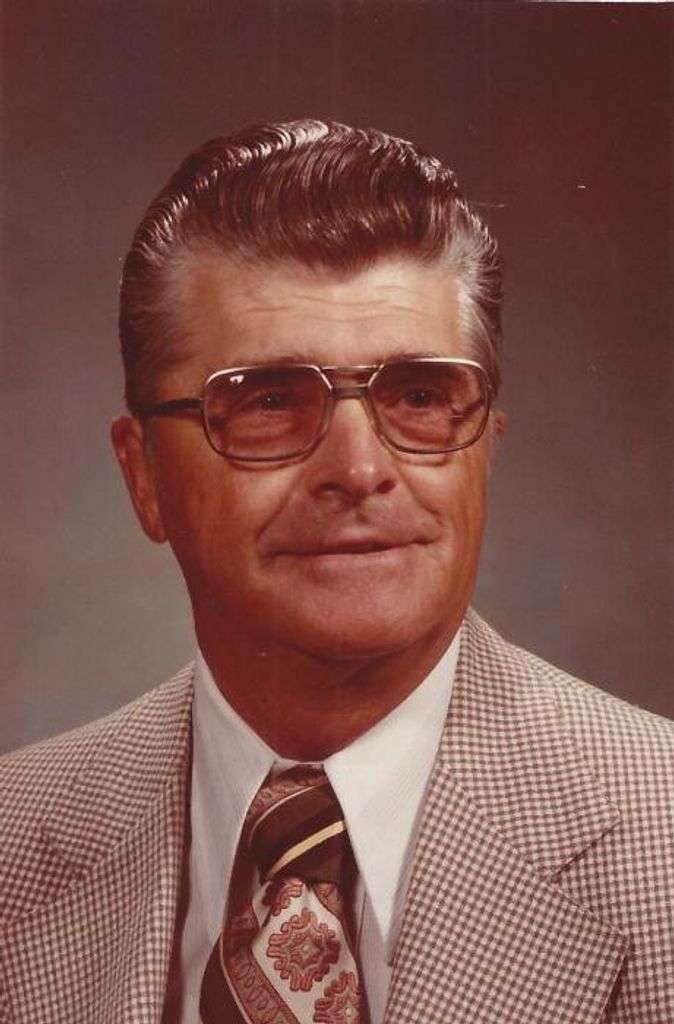 Glynn Carver