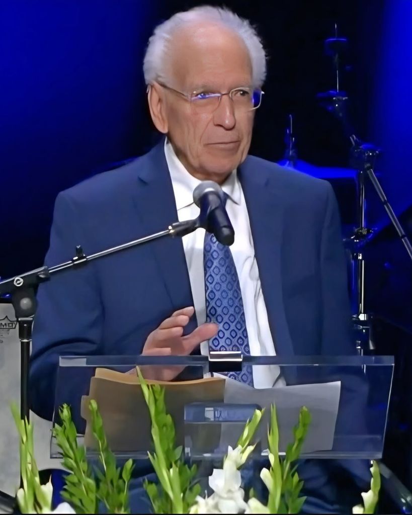 Dr. Emmanuel David Atencio