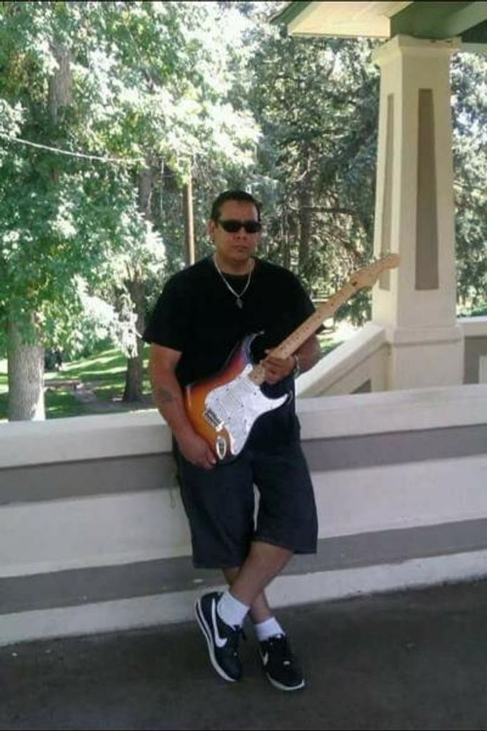 Oscar Moreno Profile Photo
