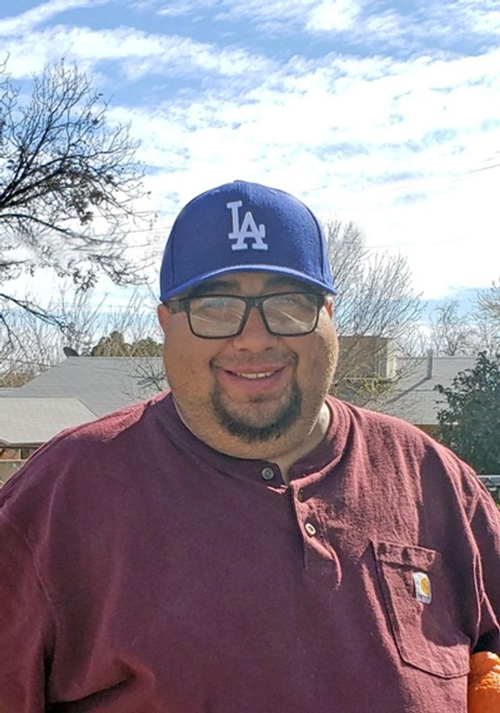 Nicholas Espinosa Profile Photo