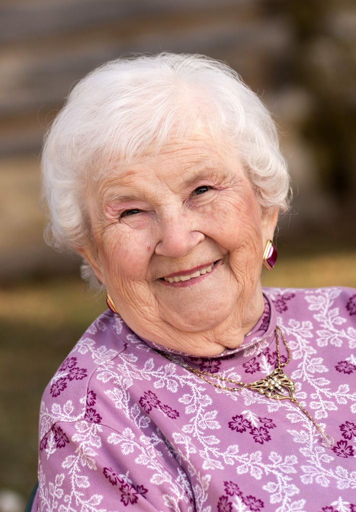 Lois Ann Darrow Profile Photo