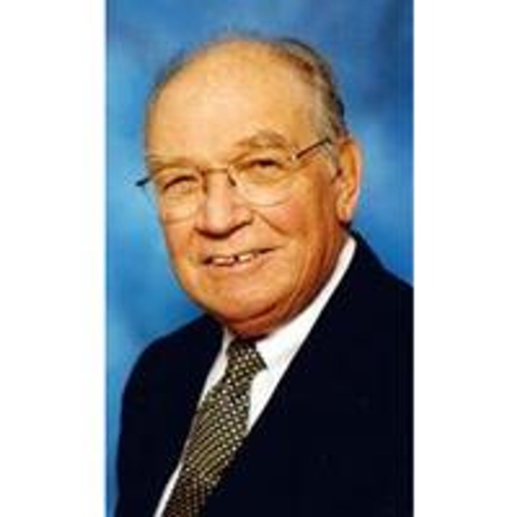 Robert "Bob" E. Murphy