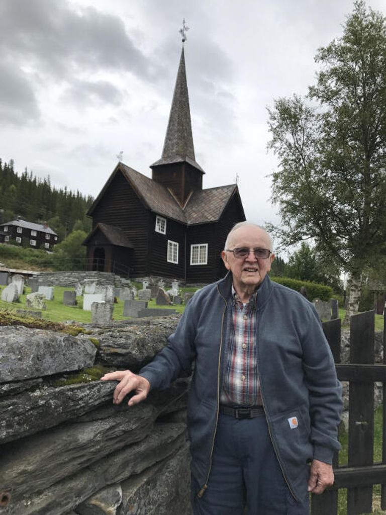 Llewellyn 'Llew' Erling Erlanson