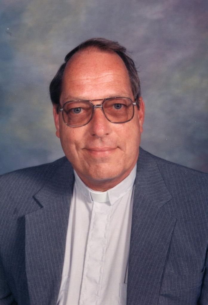 Reverend Donald H. Mohr Profile Photo