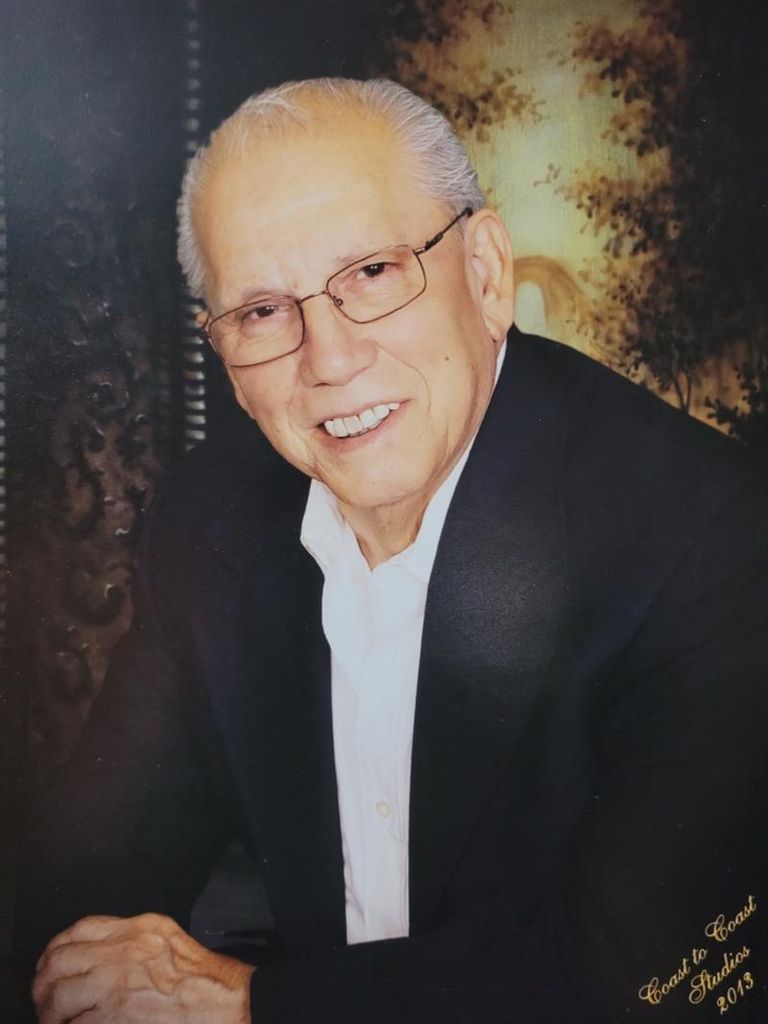 Luis C. Enriquez Profile Photo