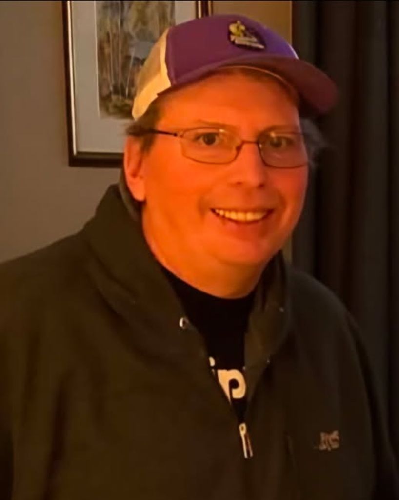Stephen Long Profile Photo