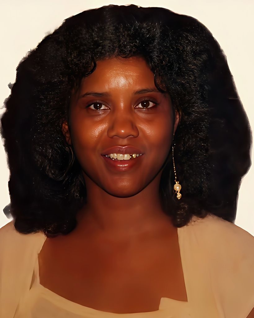 Della Mae Davis Profile Photo