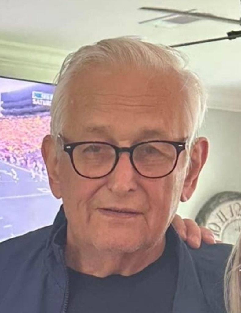 John  T. Vamos Profile Photo