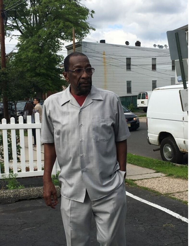 Edgar Chaplin Jr. Profile Photo