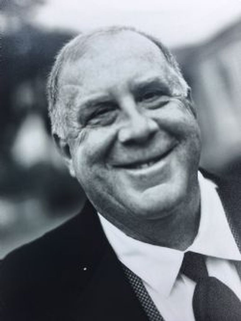 Daniel Scifres