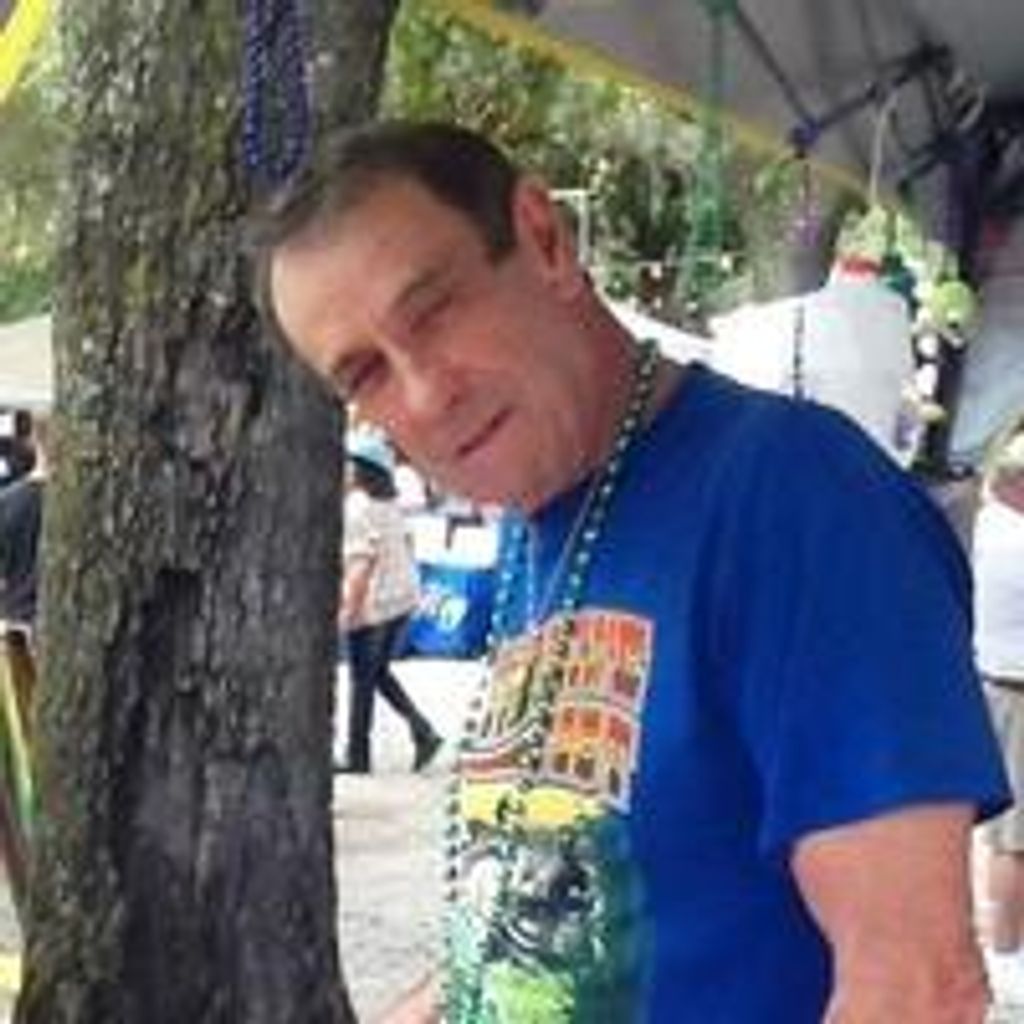 Douglas J Courville