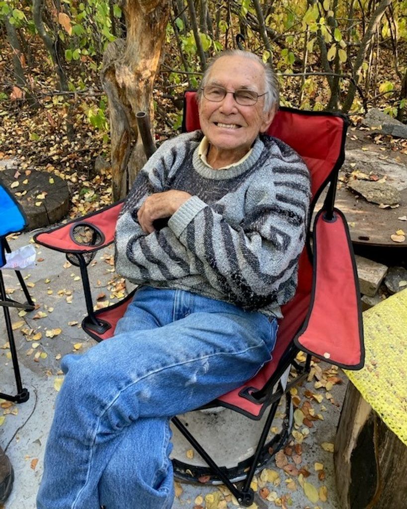 Robert "Bob" Lapointe