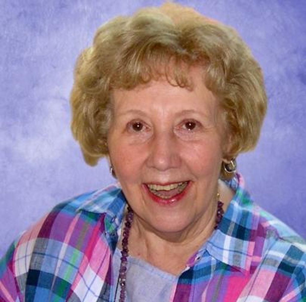 Eleanor Hodge Profile Photo