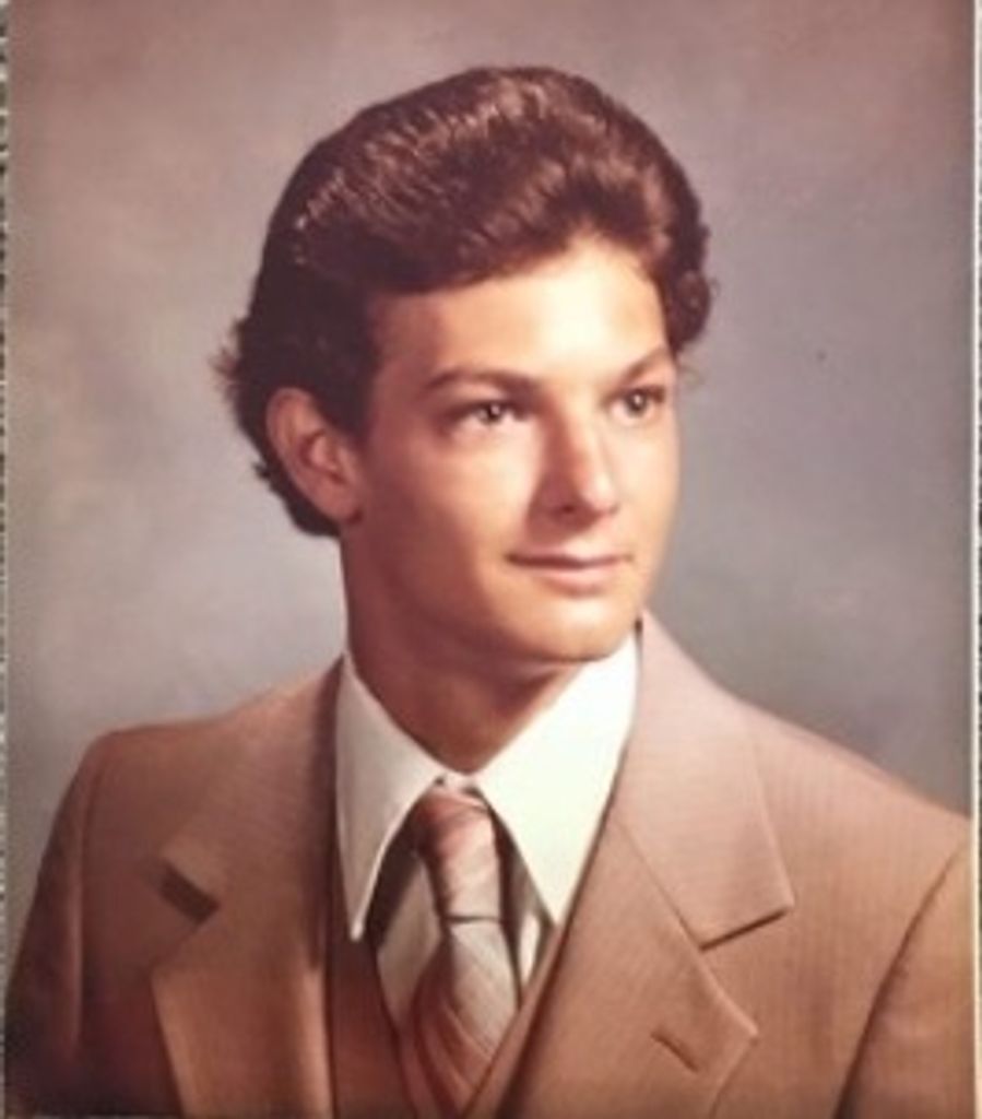 Thomas Slosky Profile Photo