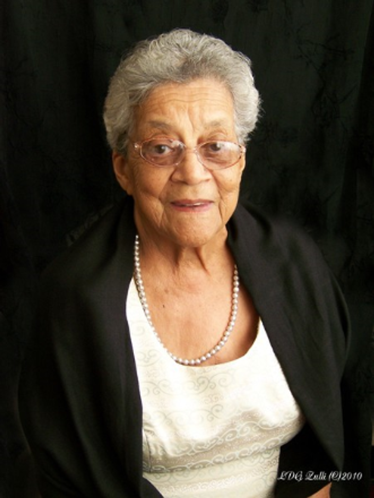 Alice Thompson