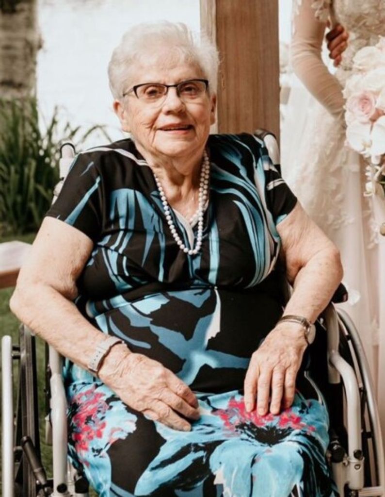 Vivian Grace (Pile)  Stronach
