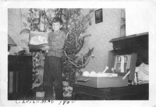 George T. Hooten photo gallery thumbnail 8 of 48