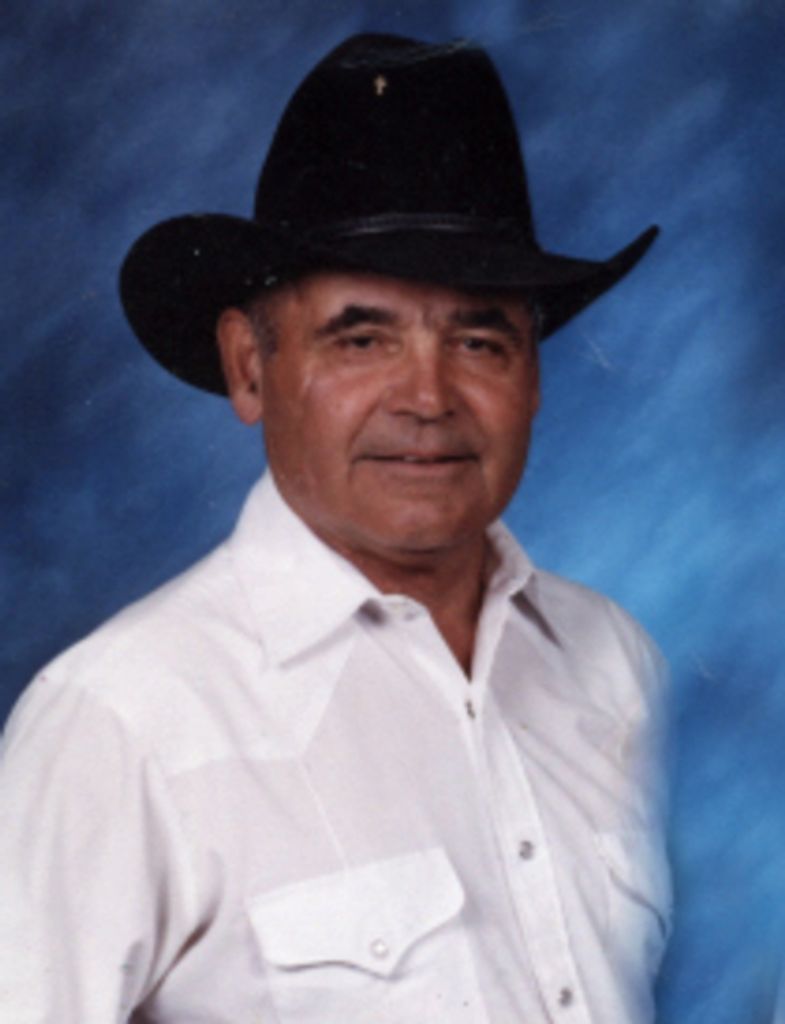 Thomas Ducheneaux Profile Photo