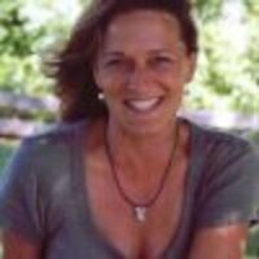 Maureen S King