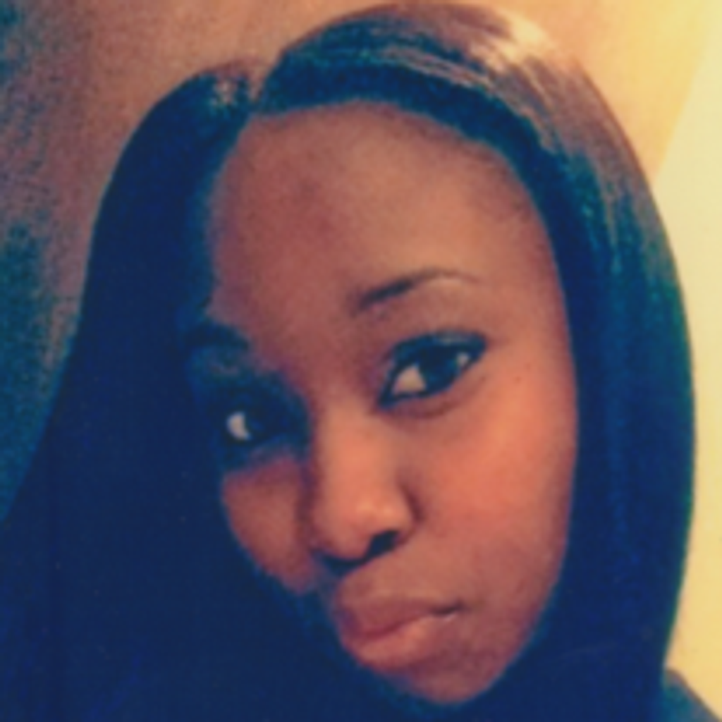 Ella Nora Mckinnon Profile Photo