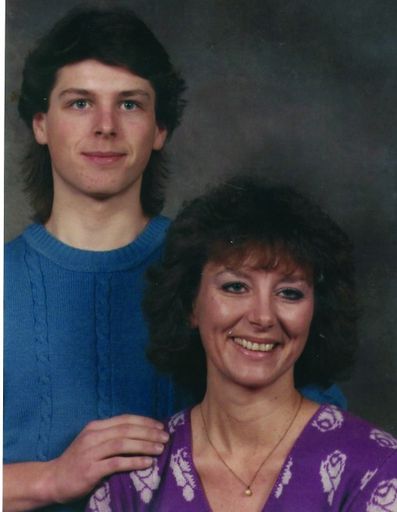 Vicki Robins Profile Photo
