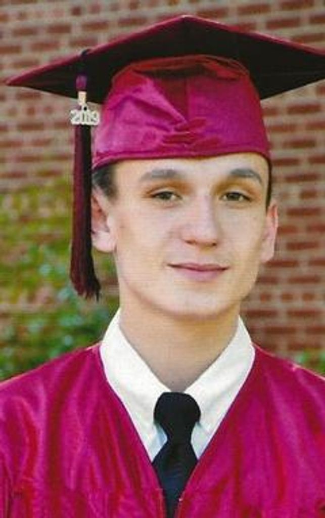 Dylan Russell, 18