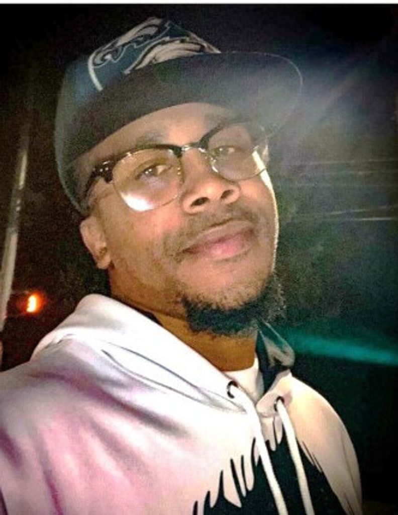 Carrington J. Walls Profile Photo