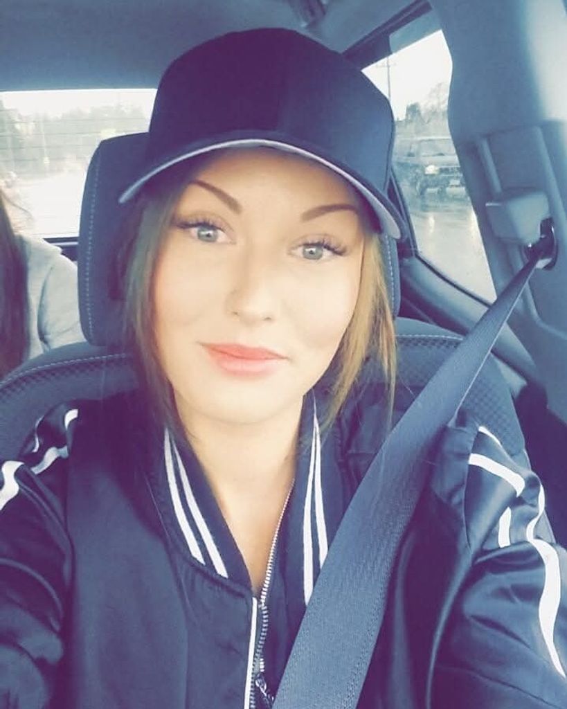 Caitlin Elizabeth McNeil Profile Photo