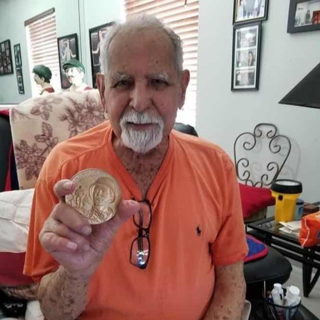 Roberto Rivera Profile Photo