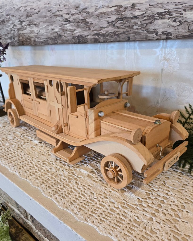 Wendell L. Weideman Profile Photo