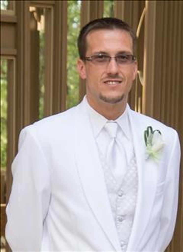 Shaun Michael Chelsea Burns Profile Photo