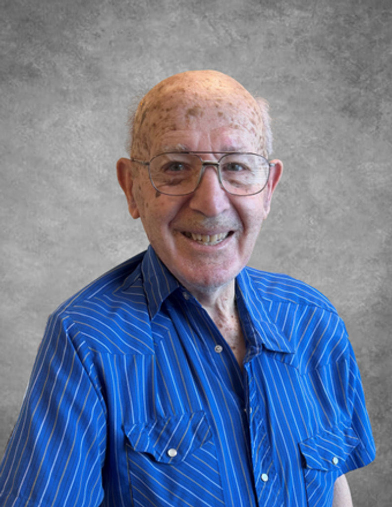 Veldon C Izatt Profile Photo