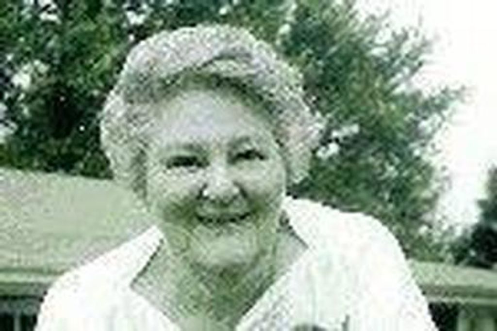 Juanita Lowe