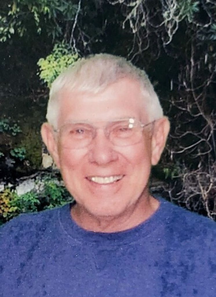 Chester "Chet" Hintz Profile Photo