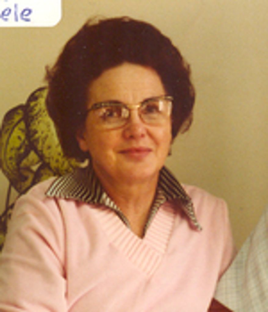 Julia Steele